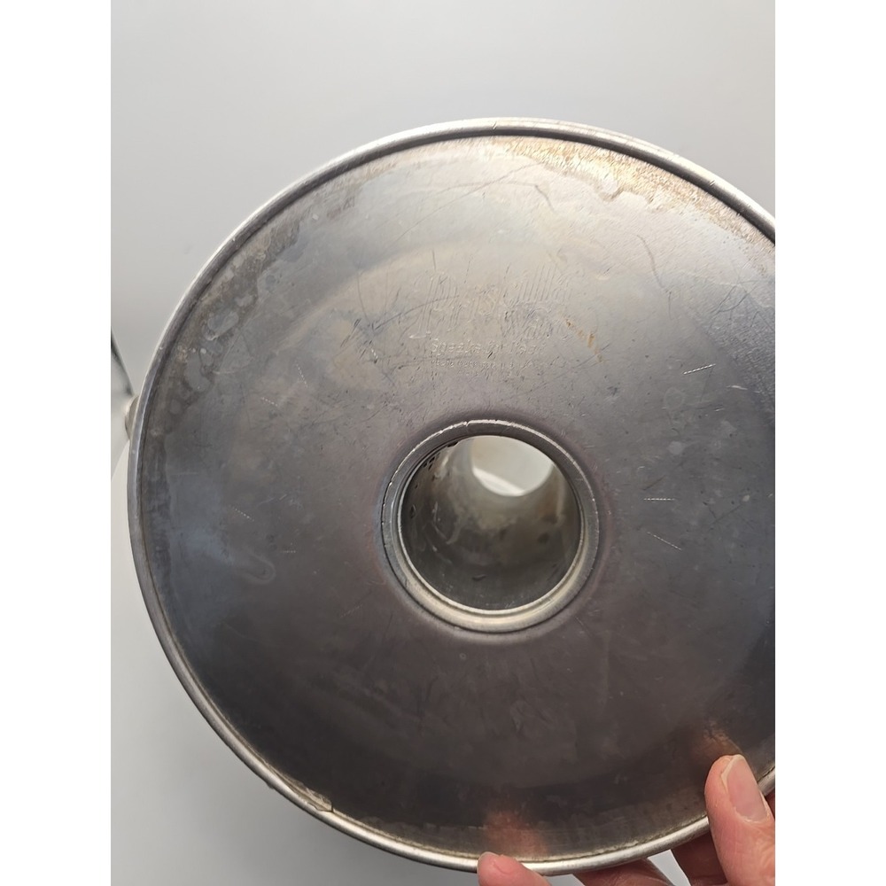 Angel Food Cake Pan Round‎ 2 pc Aluminum Tube Baking Priscilla Ware - Picture 4 of 6